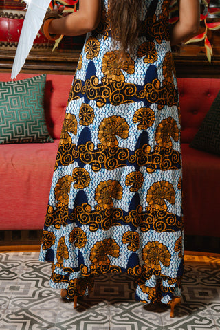 Surya Cheongsam Top - White and Blue House of Snails Print