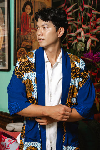 Zola Long Afromono Kimono - White and Blue House of Snails Print