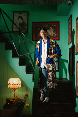 Zola Long Afromono Kimono - White and Blue House of Snails Print